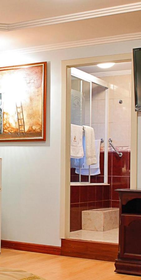 Hotel Yanuncay Куенка Екстер'єр фото