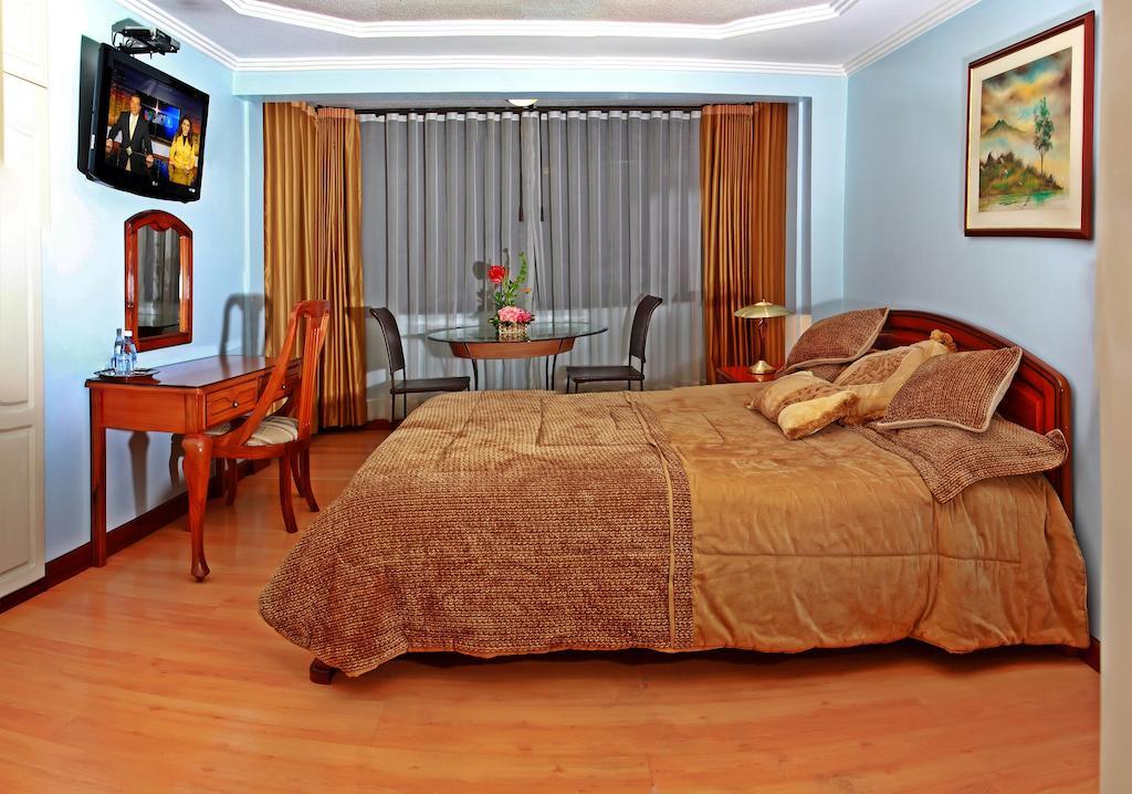 Hotel Yanuncay Куенка Екстер'єр фото