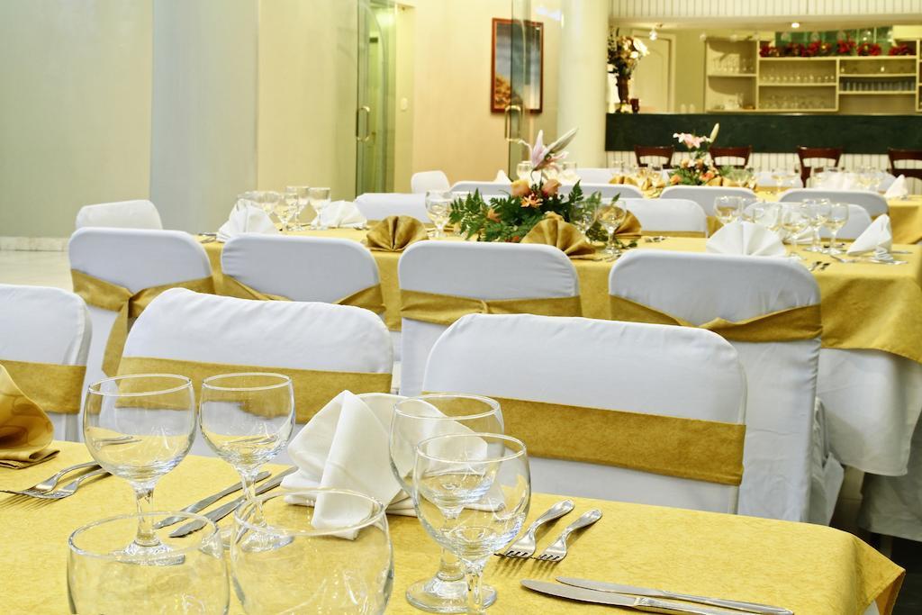 Hotel Yanuncay Куенка Екстер'єр фото